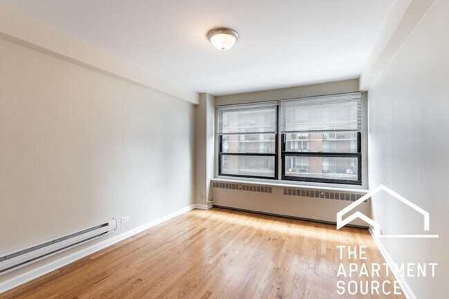 Foto del edificio - 4180 N Marine Dr