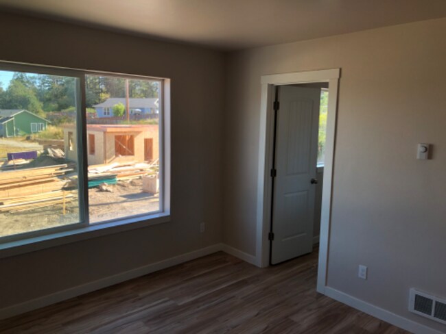 Foto del edificio - 750 Hamilton Ranch Rd