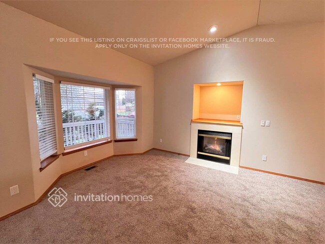 Foto del edificio - 17276 Willow Ln SE