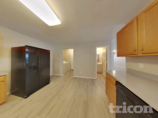 Building Photo - 7714 Burro Bend