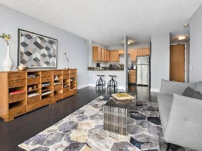 Foto principal - 777 S State St