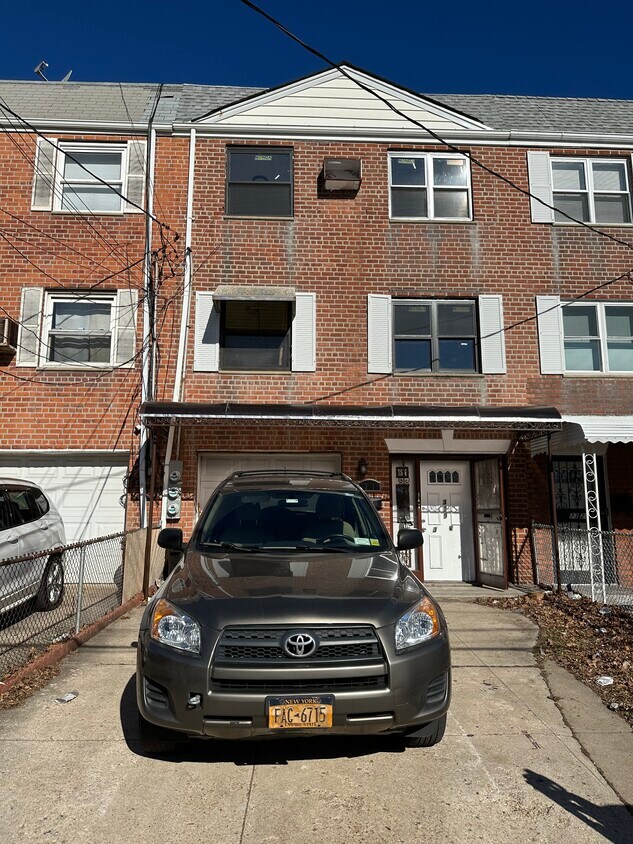 Primary Photo - 7319 31st Ave