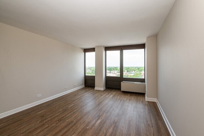 Foto del edificio - 5320 N Sheridan Rd