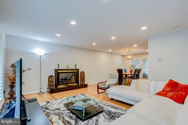 Building Photo - 6307 Tulsa Ln