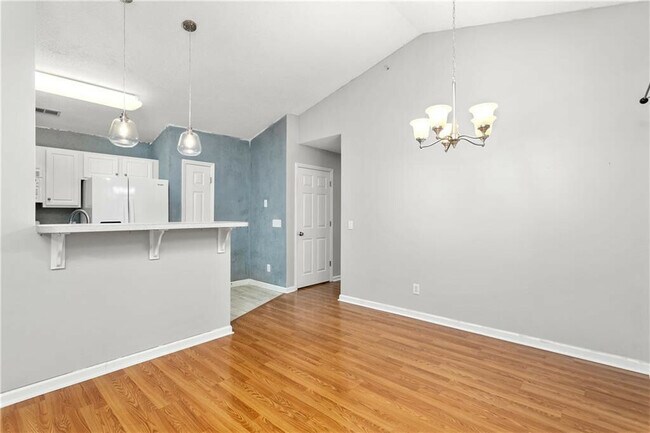 Building Photo - 3010 Winston Dr