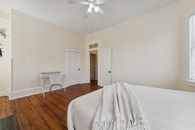 Dormitorio n.º 1 - 11 E 39th St