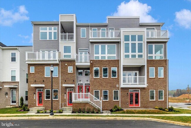 Building Photo - 709 Iron Frg Rd