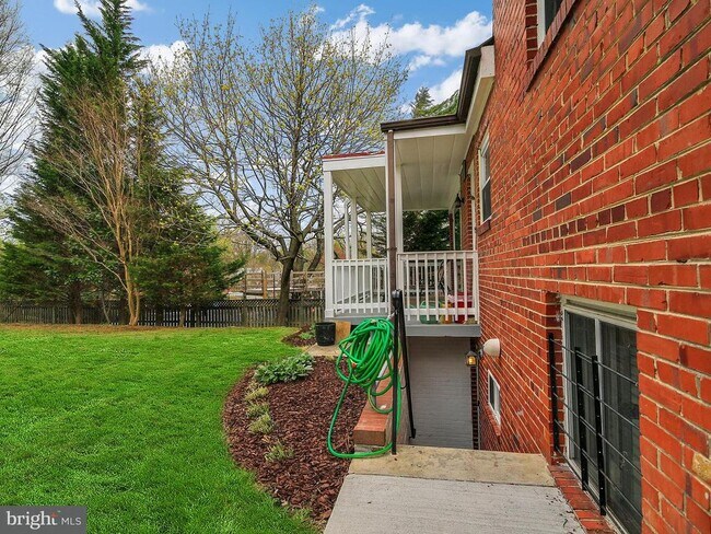 Foto del edificio - 5736 27th St NW