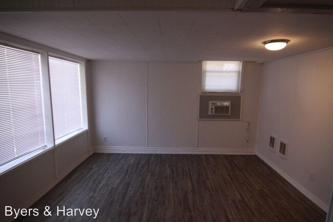 Building Photo - 3 br, 1 bath House - 21 Concord Drive