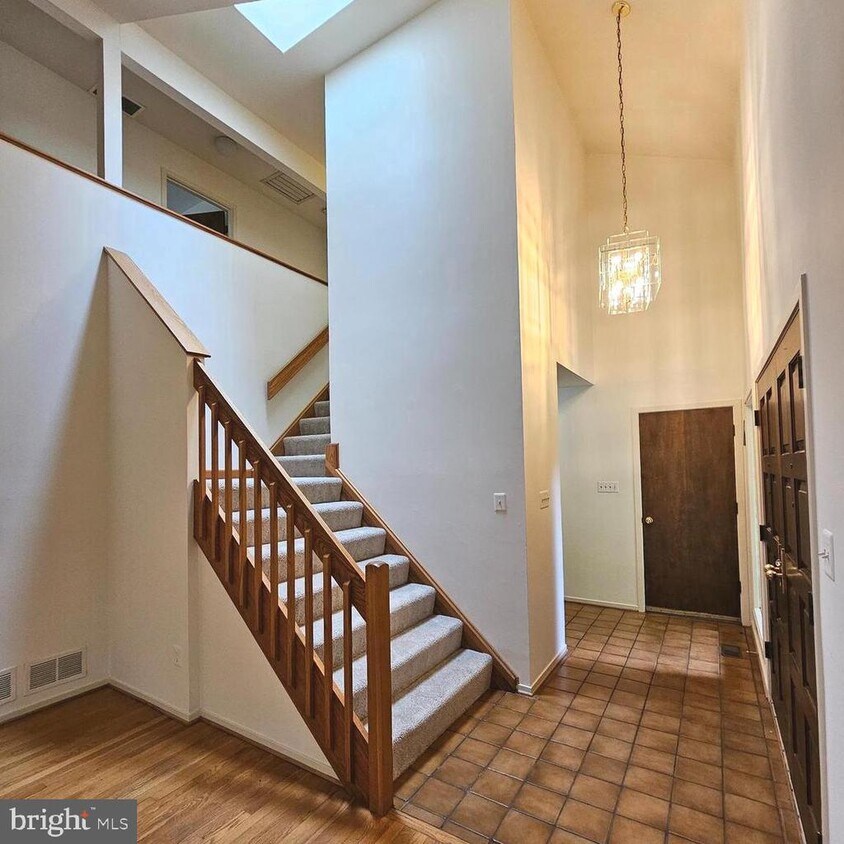 Primary Photo - 7413 Walton Ln