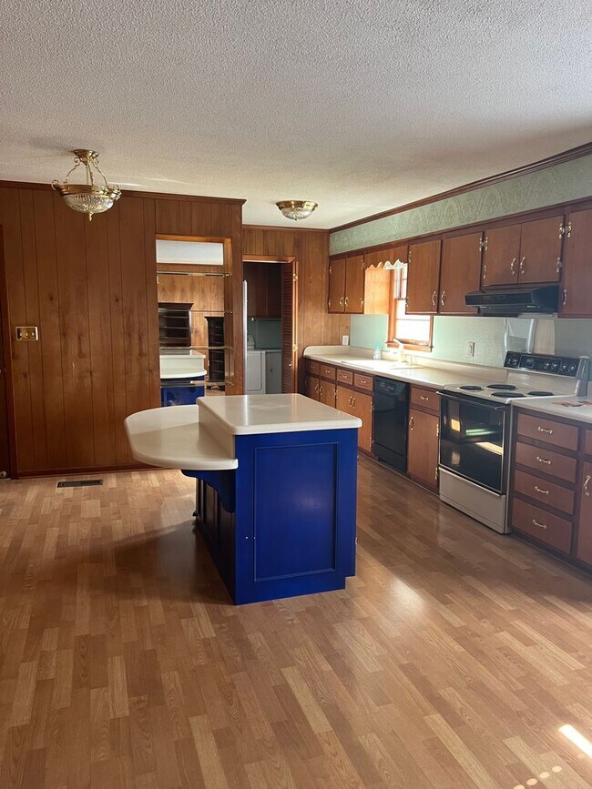 Foto del edificio - beautiful 3 bed 2 bath rental home in musc...
