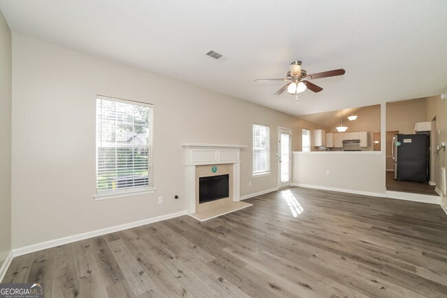 Foto del edificio - 3181 Mineral Ridge Ln