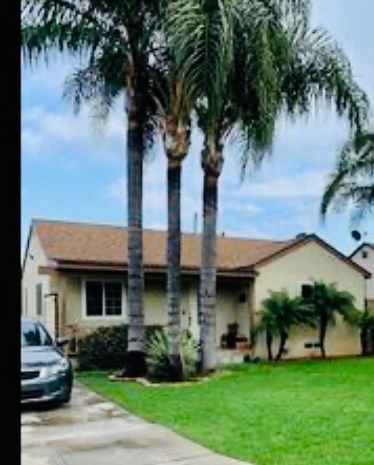 Foto del edificio - 8895 Bennett Ave