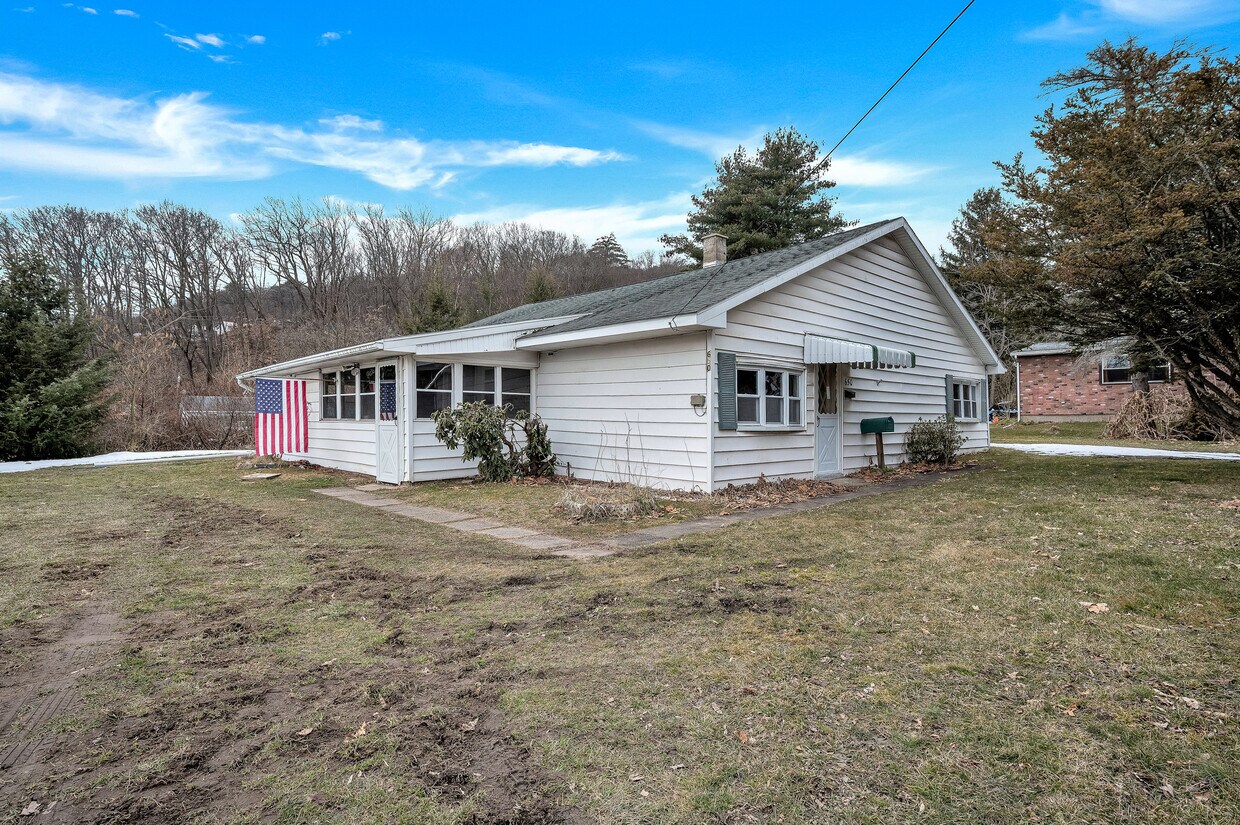 Foto principal - 650 W 8th St