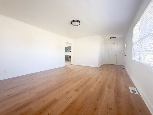 Foto del edificio - Pet-Friendly 3-Bedroom Home with Fenced Yard & Large Deck Near Downtown Livingston