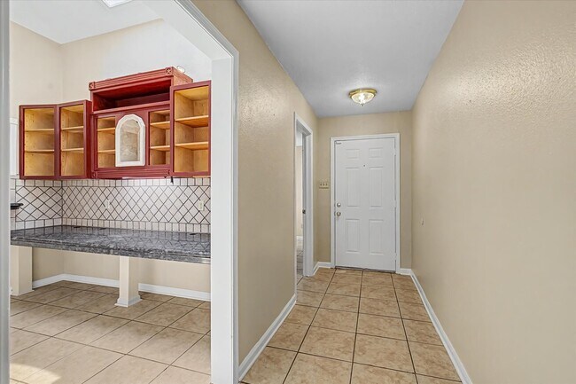 Foto del edificio - 7315 Foxside Ln