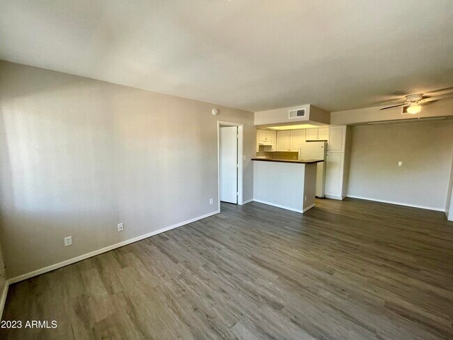 Building Photo - 3601 W Tierra Buena Ln