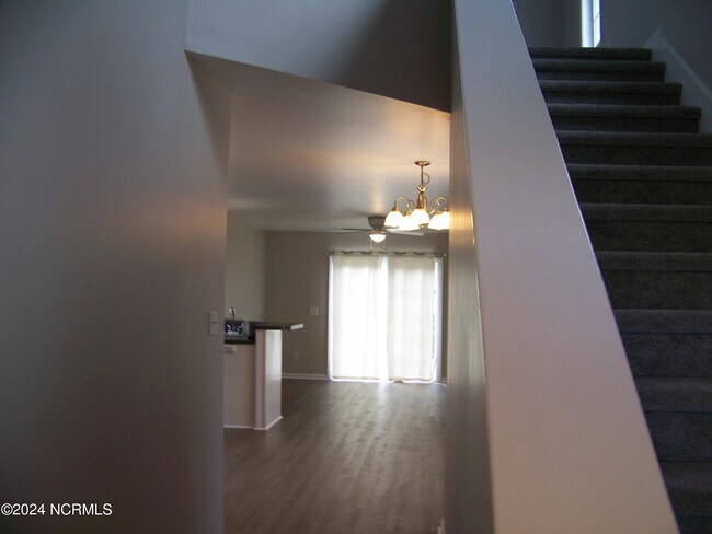 Building Photo - 4011 Arendell St