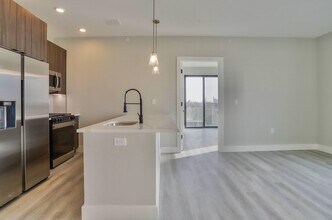 Building Photo - 3516 John F. Kennedy Blvd