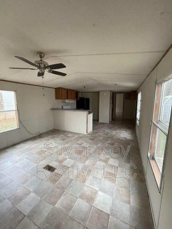 Building Photo - 1019 S Jackson St