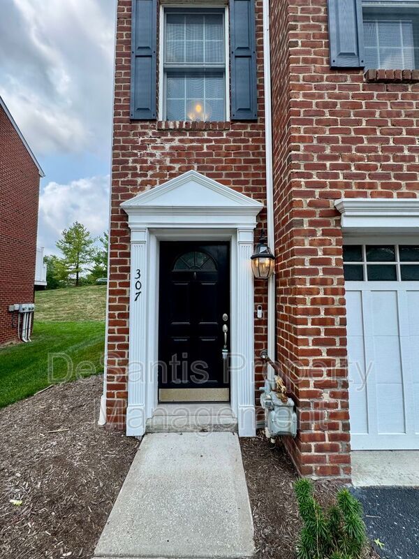 Building Photo - 307 Marshall Heights Dr