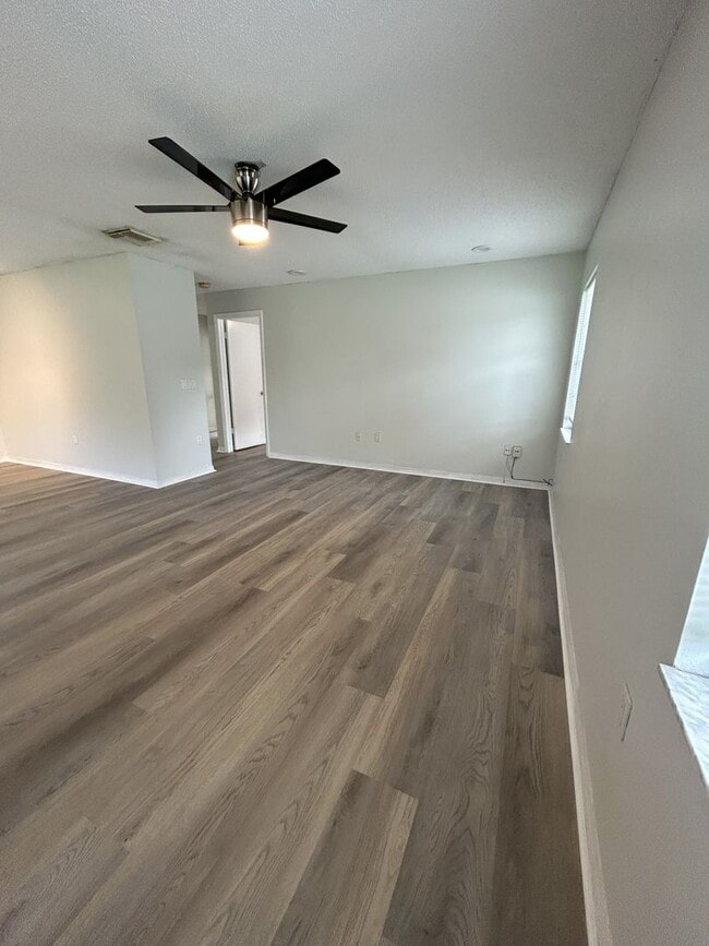 Foto del edificio - Dr. Phillips 4 Bedroom 2 Bathroom,