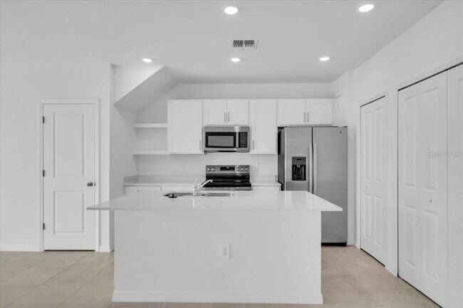 Building Photo - 14322 Lilac Sky Ter