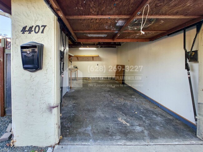 Building Photo - 2 br, 2 bath House - 4407 Camden Ave Unit B -