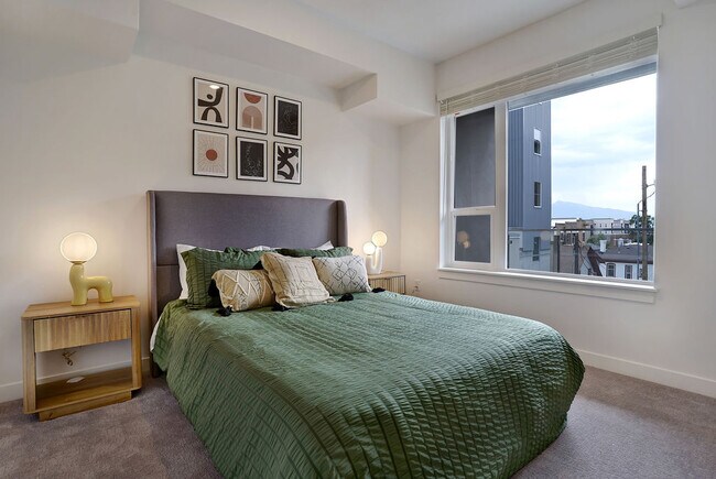 Foto del edificio - Lotus Republic Apartments