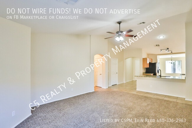 Building Photo - 16886 W Portland St