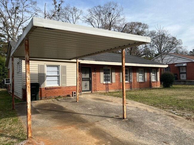 Photo - 3 bedroom 1 bathroom brick home in West Tu...