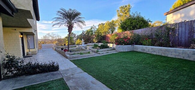 Foto del edificio - 11352 Meadow Flower Pl