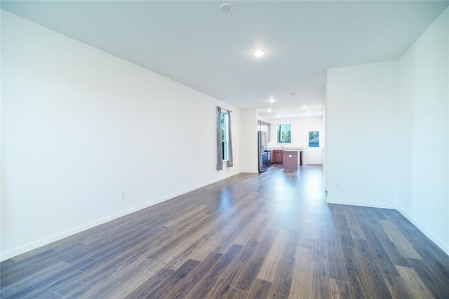 Building Photo - 118 Ashwood Glade Dr