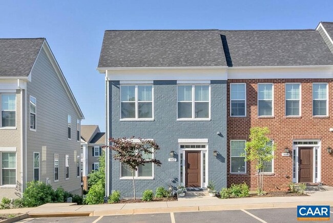 Building Photo - 982 Belvedere Way