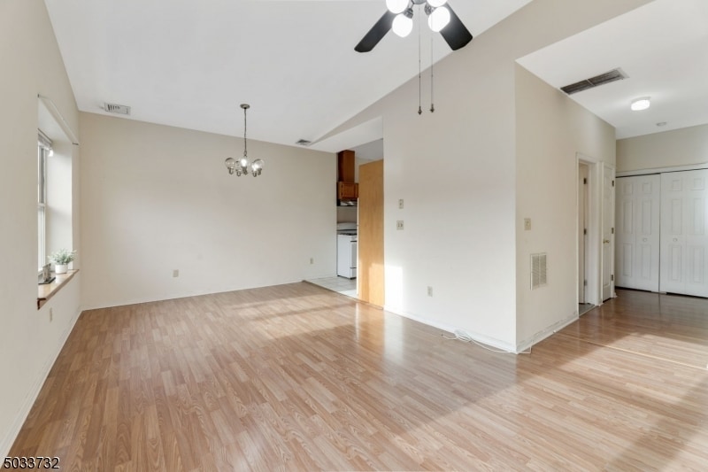 Primary Photo - 250 Centre St
