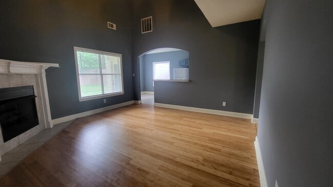 Building Photo - 4986 Wilburn Ave