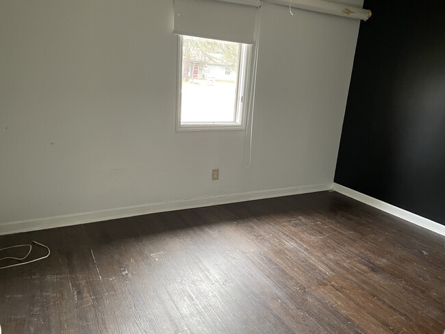 Building Photo - 110 Bratton St