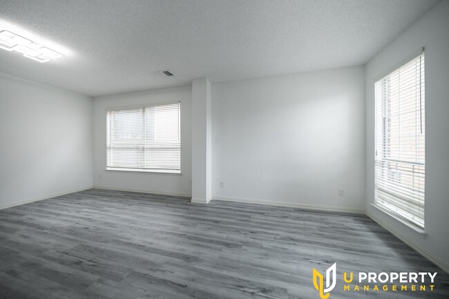Foto del edificio - Stylish 3-Bedroom Home in Flower Mound