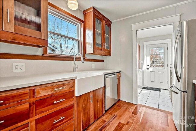 Building Photo - 2818 W Edson St