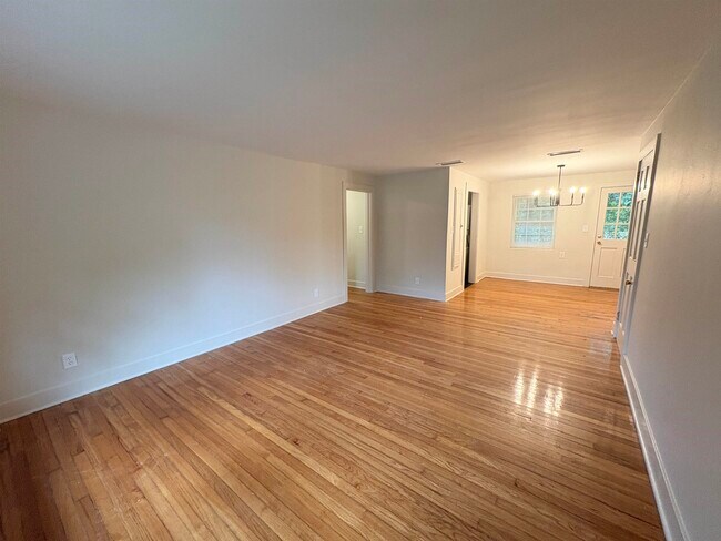 Foto del edificio - 202 E Bradford Rd