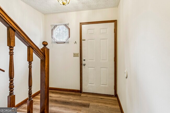 Foto del edificio - 1105 Booth Ct SW