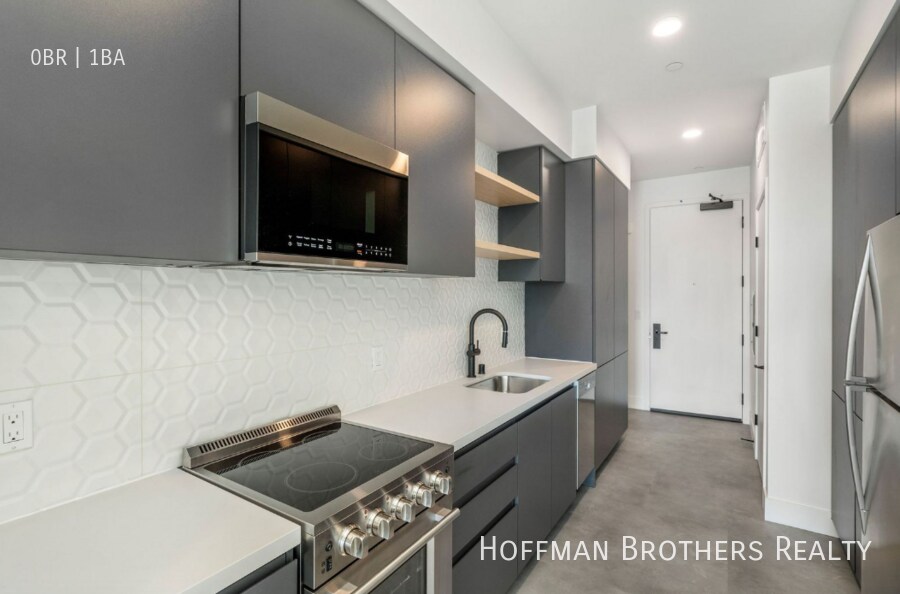 Foto principal - 3450 W 43rd St