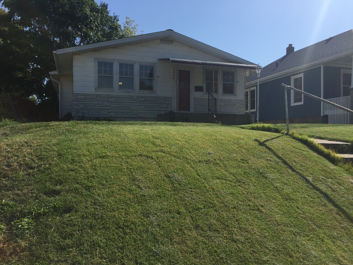 Foto principal - 1006 41st St