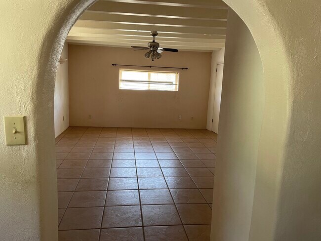 Building Photo - 110 Las Crucitas St