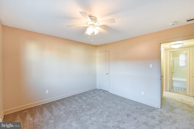 Building Photo - 5007 Sheriff Rd NE