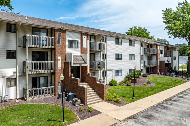 Building Photo - Westland Village