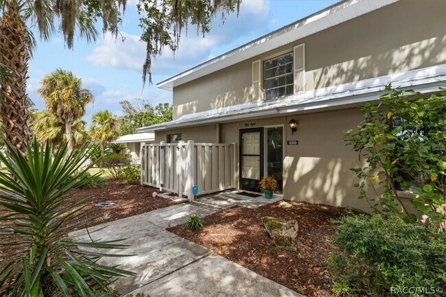Foto del edificio - 11310 W Bayshore Dr