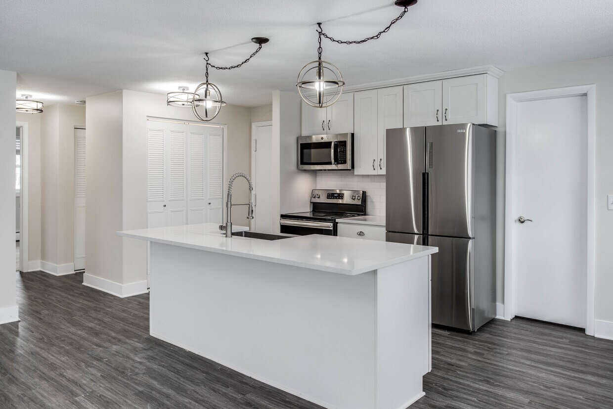 Pittsford Manor Apartments in Pittsford, NY