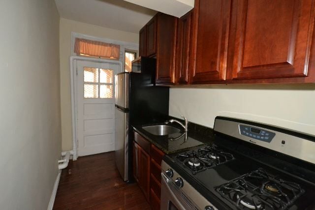 Building Photo - 547.5 W Surf St