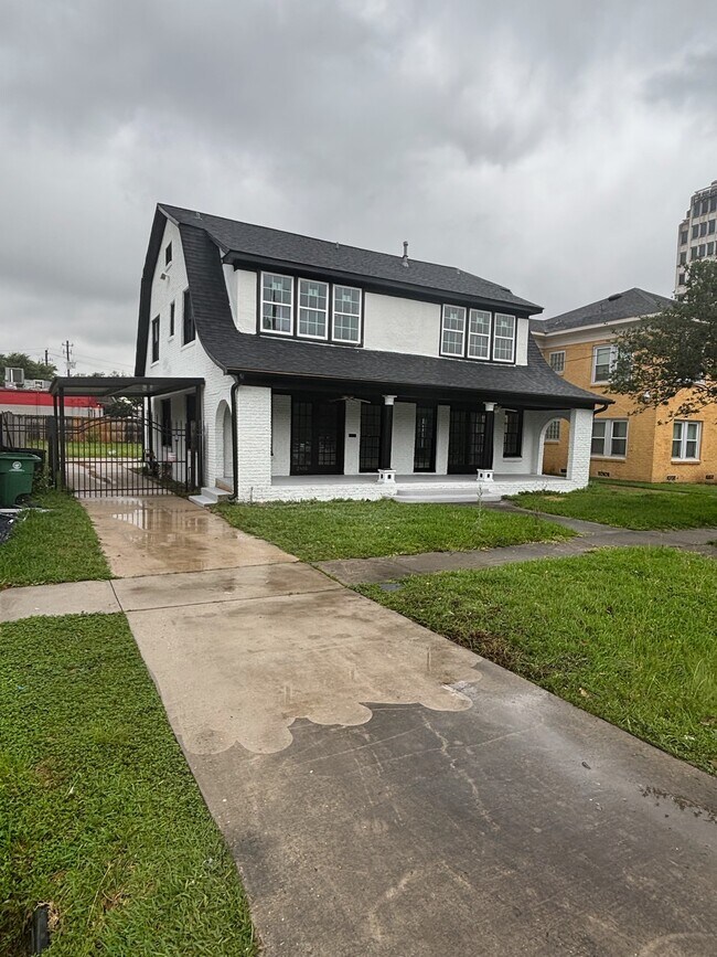 Foto del edificio - 2410 Huldy St